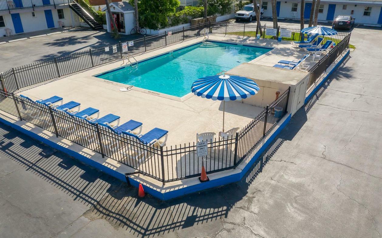 Royal Palms Motel Tybee Island Exterior foto